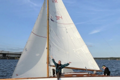 F0D424E1-E0BB-45ED-A382-5BF55AAF8A65_1_105_c